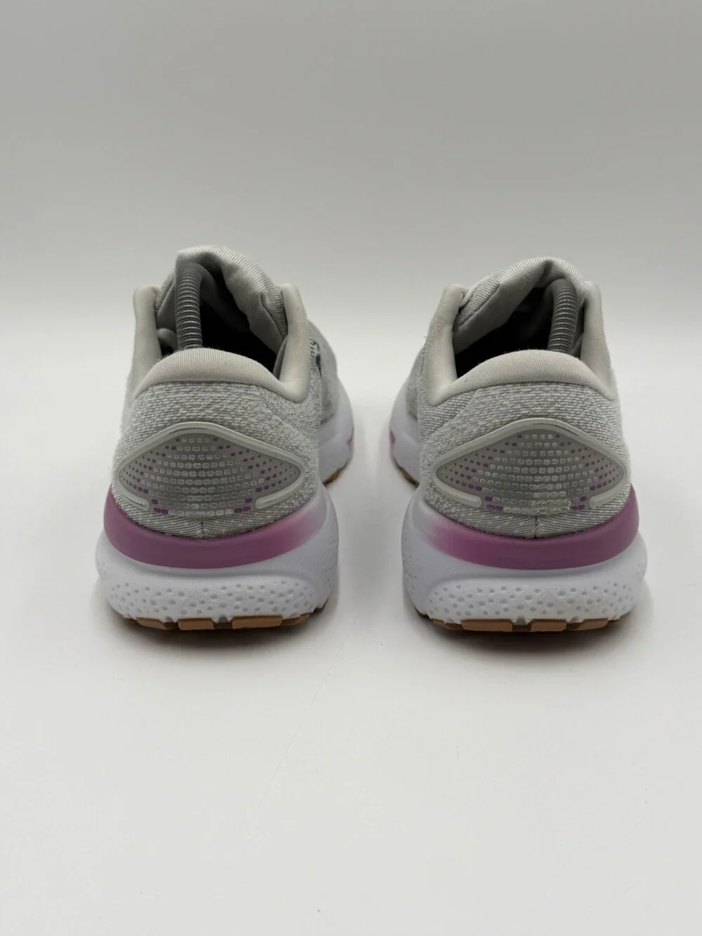 Brooks Ghost 16 Women's Size 10.5 Medium (B) Running Shoes Gray